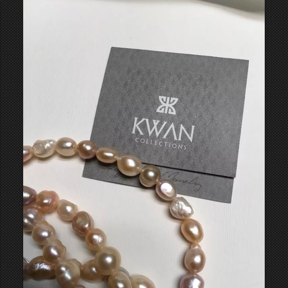 Roz Kwan Collections Freshwater Pearl Necklace - Picture 3 of 5